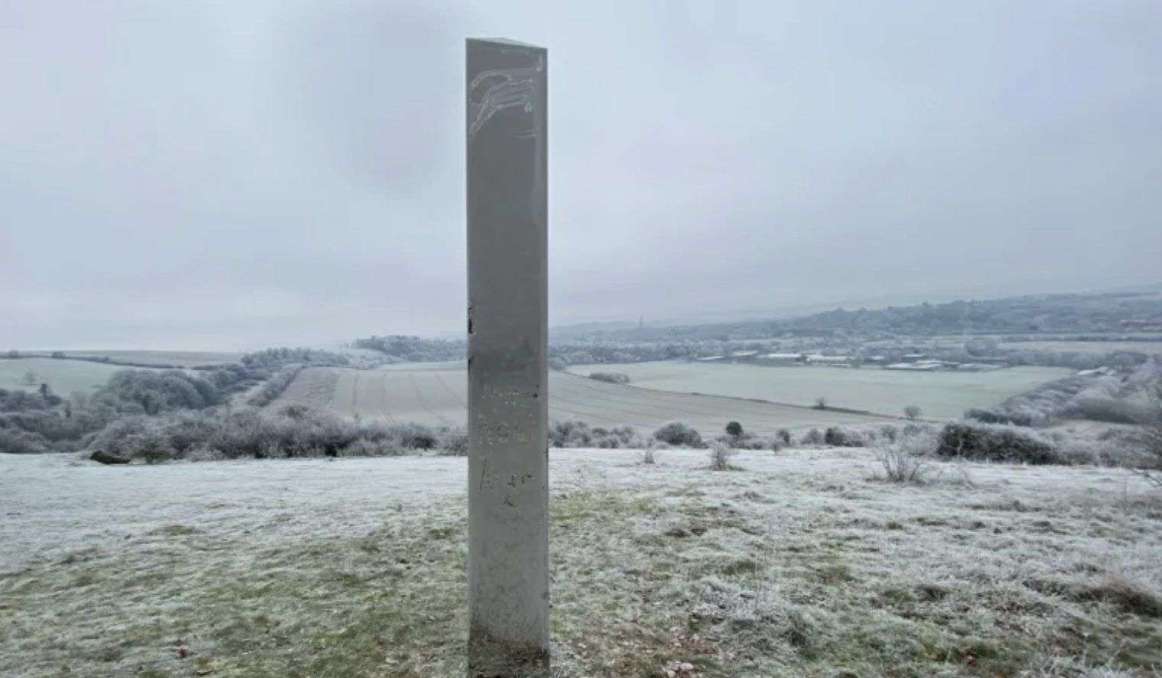 Monolith Salisbury on frosted grass